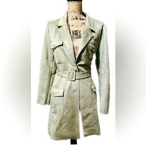 Solitaire Suede feel Polyester Coat